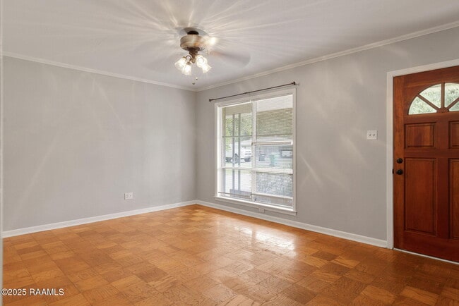 Building Photo - 408 Alice Dr