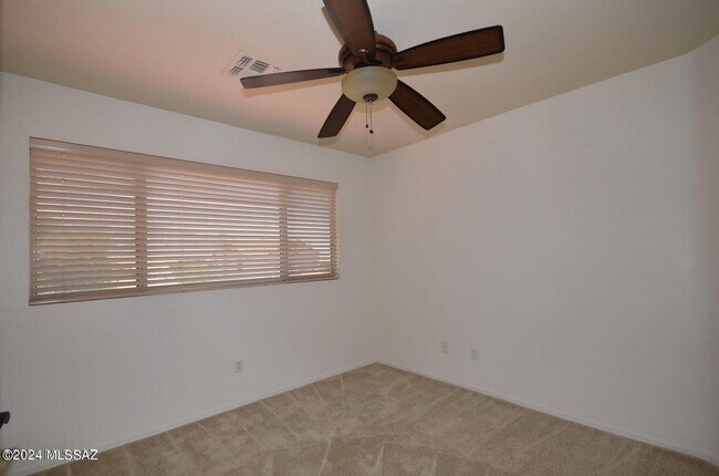 Building Photo - 11281 N Chynna Rose Pl