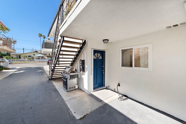 Building Photo - 137 Avenida Mateo