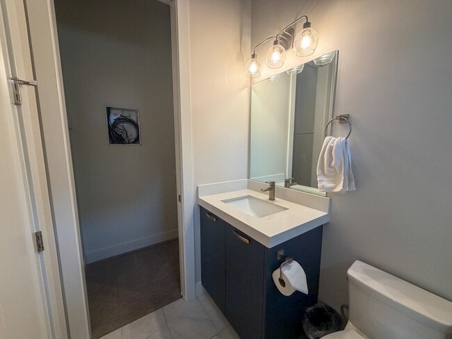 Building Photo - 5979 E Big Horn Pkwy