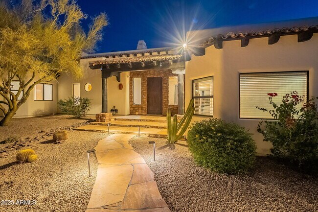 Building Photo - 7845 E Dynamite Blvd