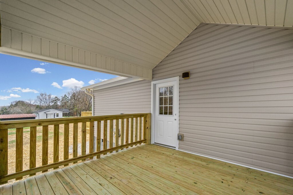 Building Photo - 5445 Window Cliff Rd