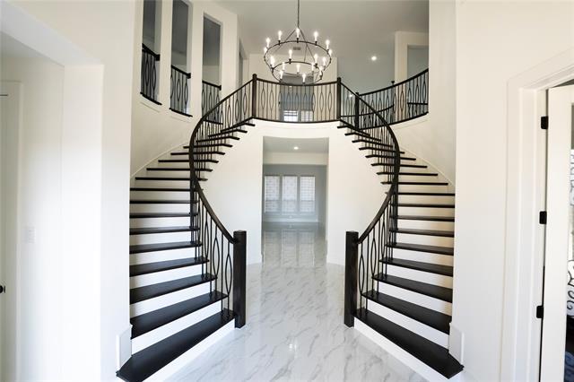 Building Photo - 10904 Hollydale Ln