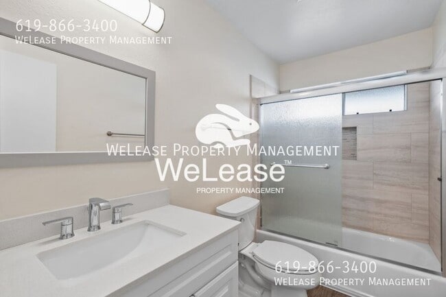 Building Photo - 450 W Vermont Ave