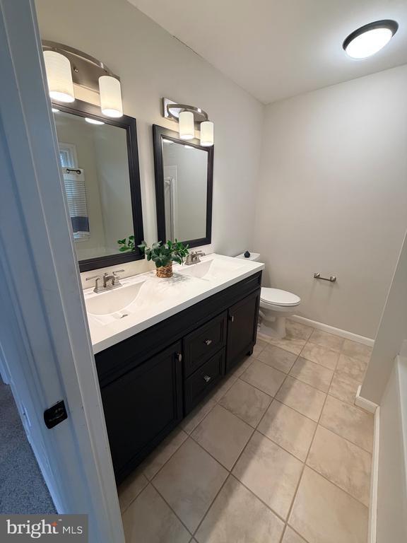 Building Photo - 46754 Woodmint Terrace