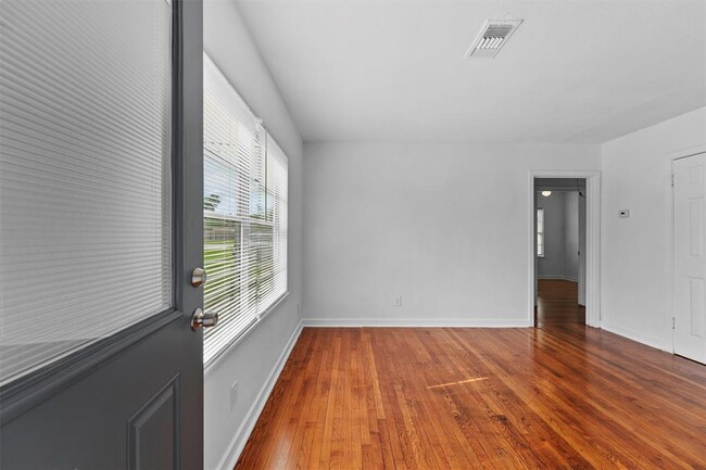 Building Photo - 4225 Citadel Ln
