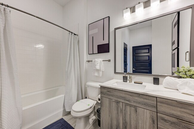 Building Photo - 1075 Peachtree Rd