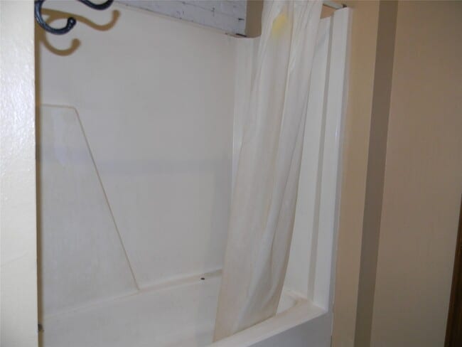 Building Photo - 2315 The Strand