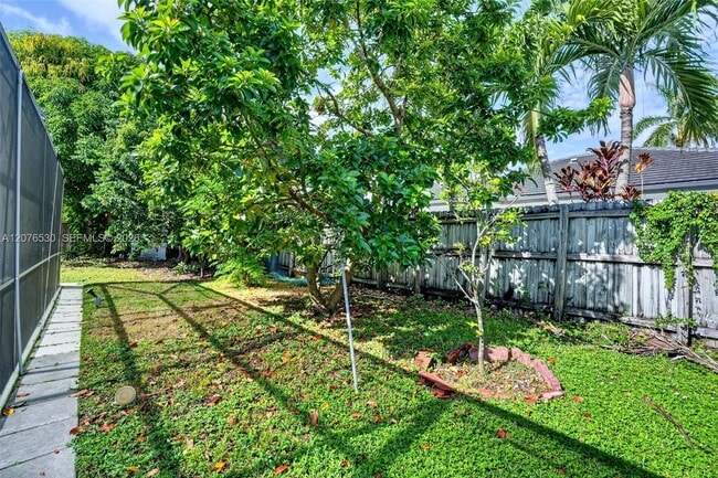 Building Photo - 15660 SW 152nd Pl