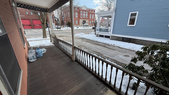 Building Photo - 36 Wakefield St