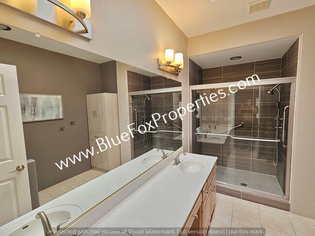 Building Photo - 12628 N Running Coyote Dr