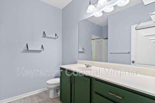 Building Photo - 1405 Broad Water Arch