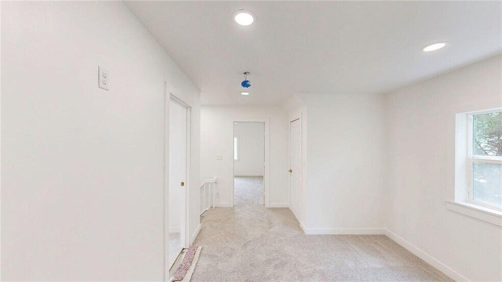 Building Photo - 912 Ohio Ave