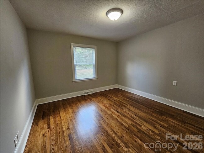 Building Photo - 1129 Costner Rd