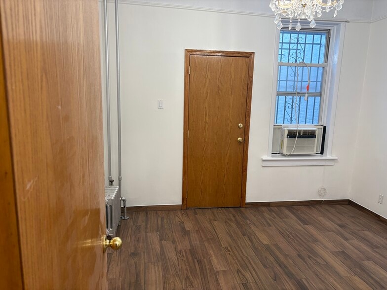 Bedrm Three Pic1 - 3055 32nd St