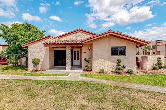 Primary Photo - 740 NW 105th Pl