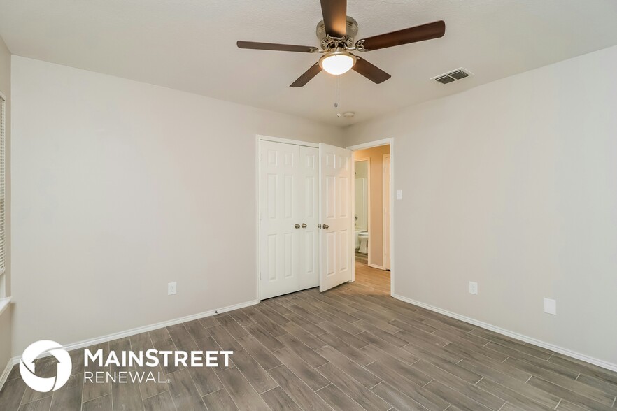 Building Photo - 830 Sheryn Dr