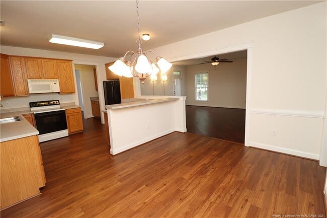 Building Photo - 5508 Cary Glen Blvd