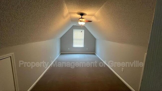 Building Photo - 243 W Pheasant Hill Dr