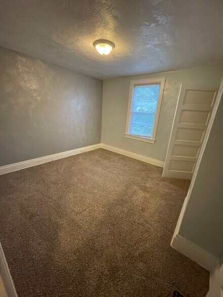 Building Photo - 4114 Grizella St