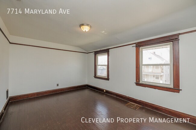 Building Photo - Beautiful Single Family Home!