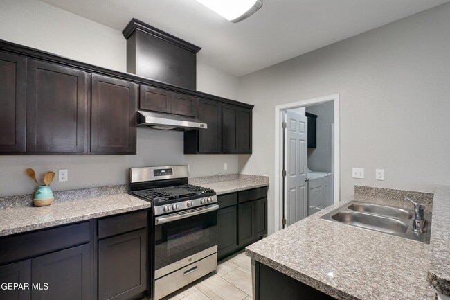 Building Photo - 233 Atlantic Rd