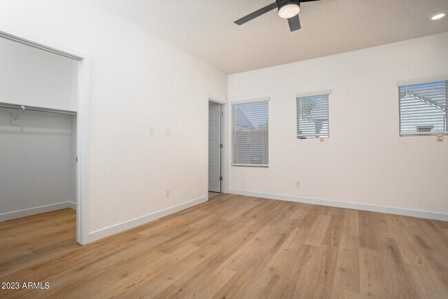 Building Photo - 2169 W Harmont Dr