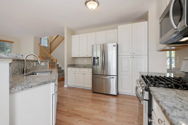 Building Photo - 1224 Tiffany Ct