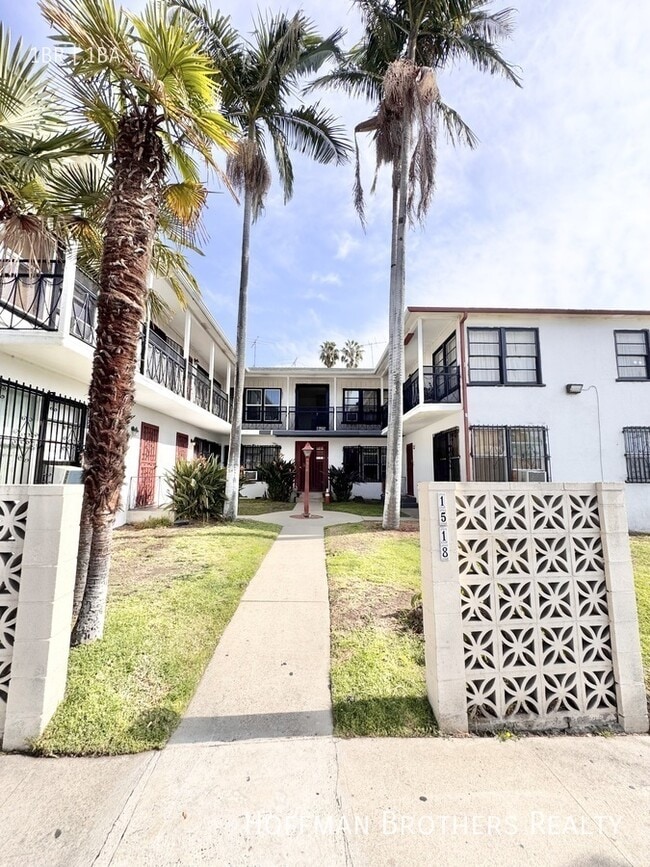 Building Photo - 1519 Laurel Canyon Blvd