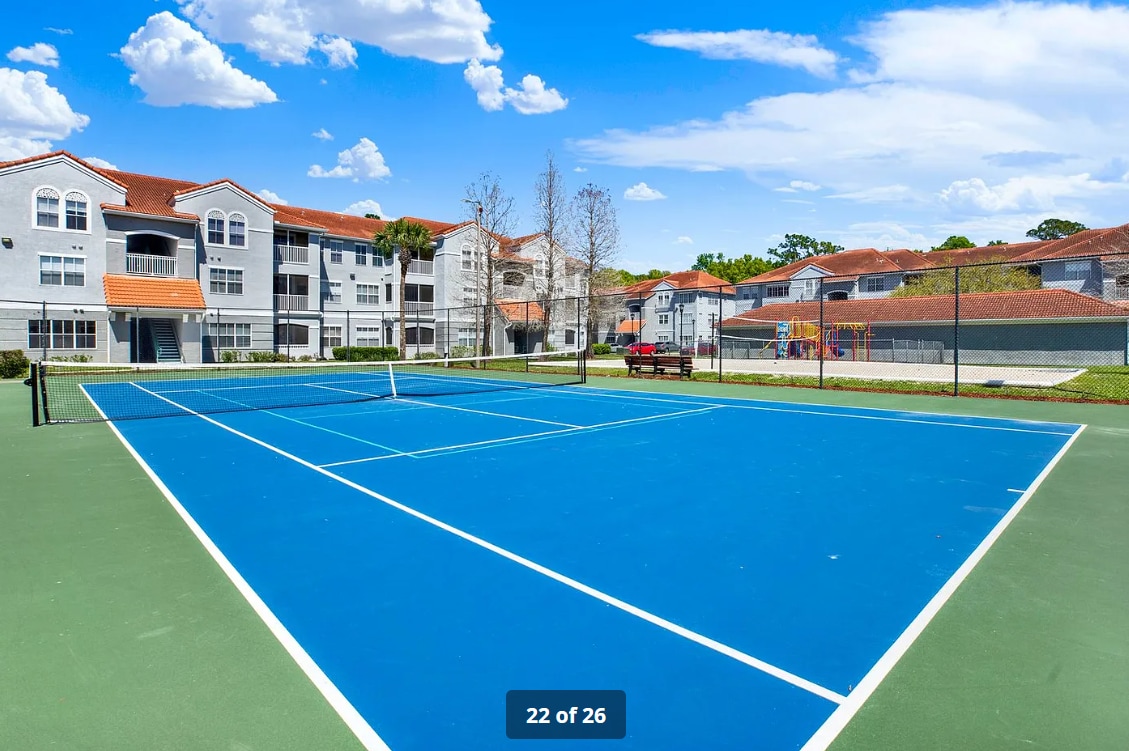 Building Photo - 18001 Richmond Pl Dr