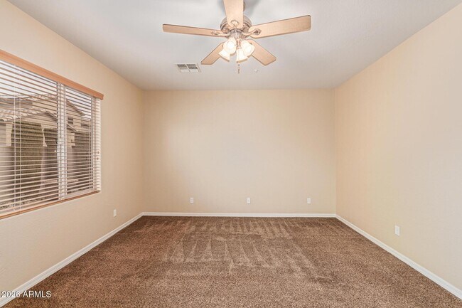 Building Photo - 9058 W Redbird Rd