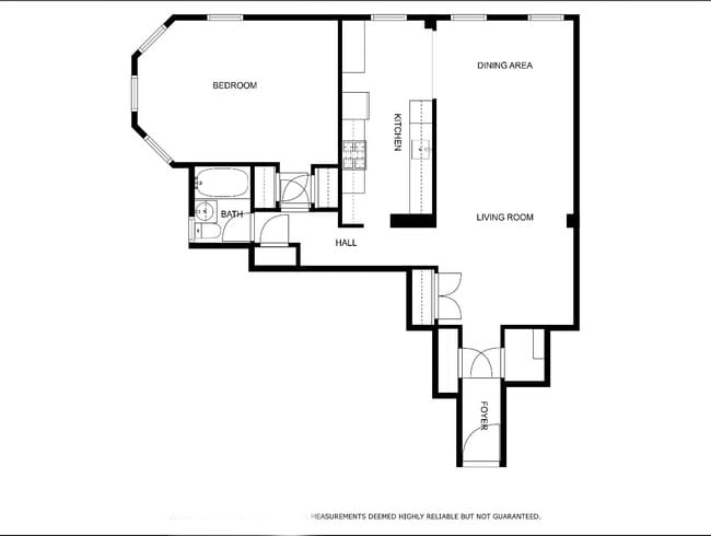 Building Photo - 2 Spruce St