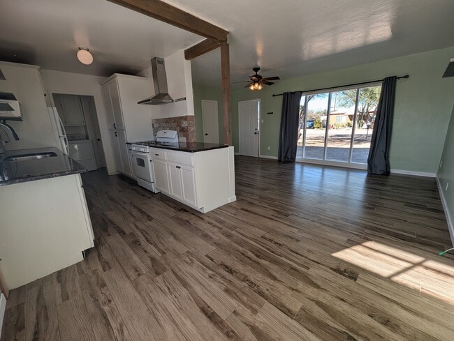 Building Photo - The Five Zero Three Four