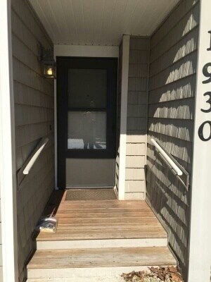 Building Photo - Spacious 2 Bedroom with LOFT!