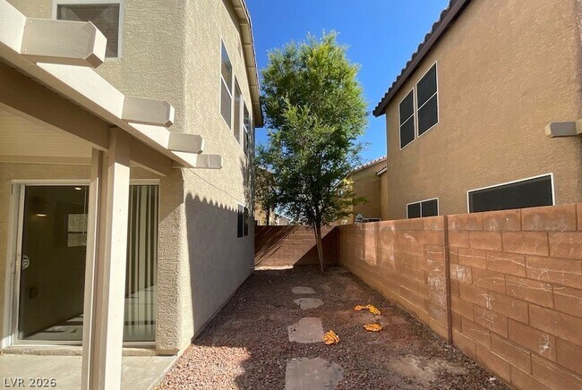 Building Photo - 11550 Elcadore St