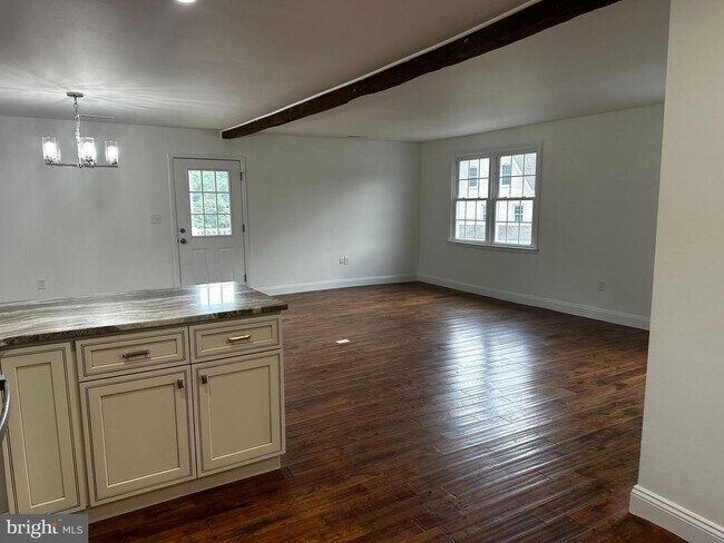 Building Photo - 1009 Davis Grove Rd