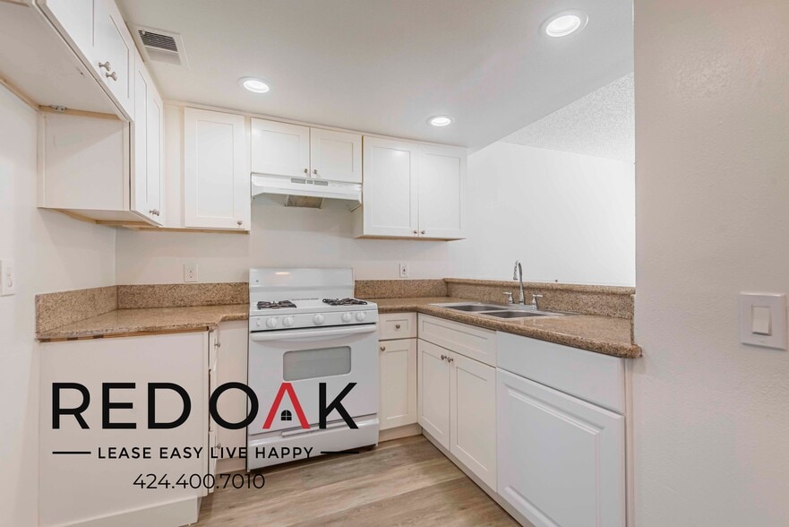 Building Photo - 1215 D St