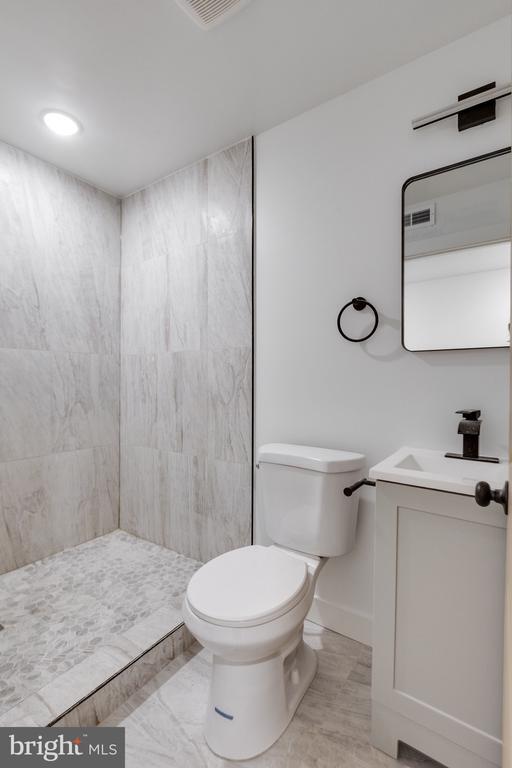 Building Photo - 4153 Mantua Ave