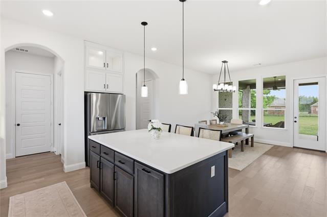 Building Photo - 300 Waterview Dr