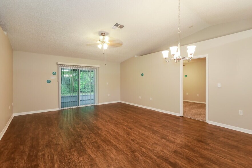 Building Photo - 2668 Lantana Lakes Dr W