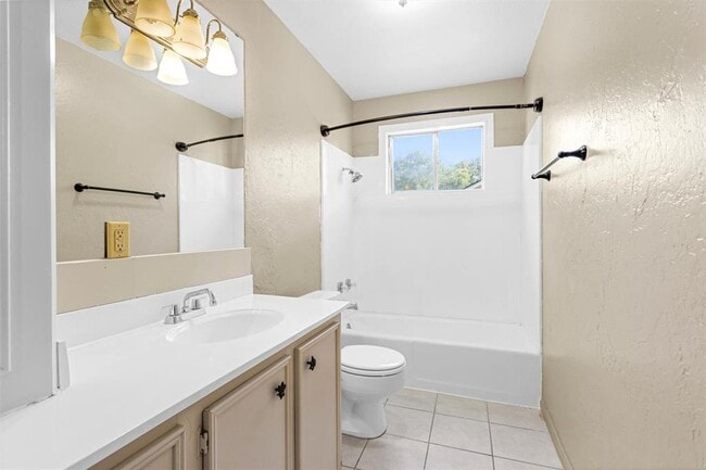 Building Photo - 4967 Lazy Ln