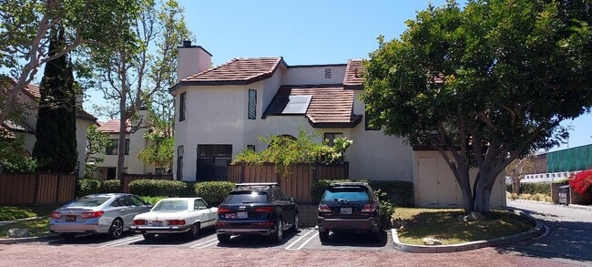 Building Photo - 4502 Emerald St