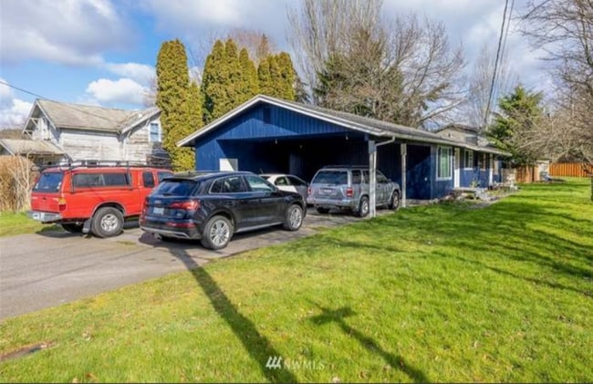 Building Photo - 2203 Happy Ct