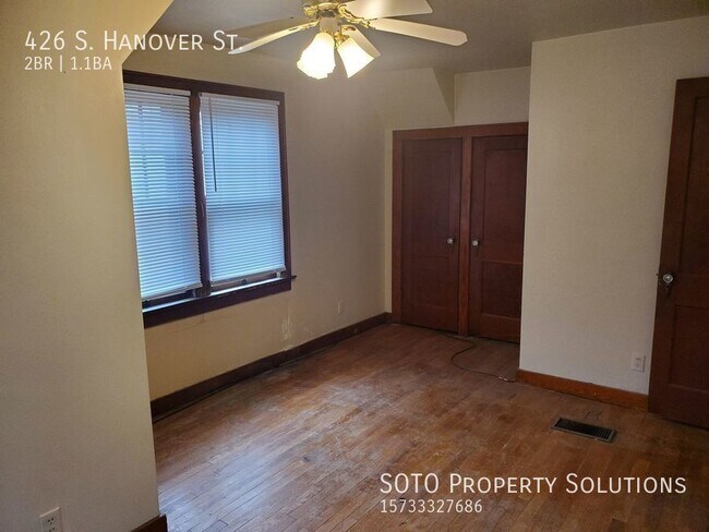 Building Photo - 2BD/1.5BA Pet Friendly and HUD accepted
