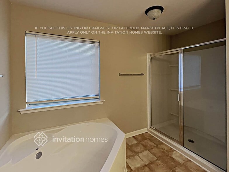 Building Photo - 3095 Franklin St