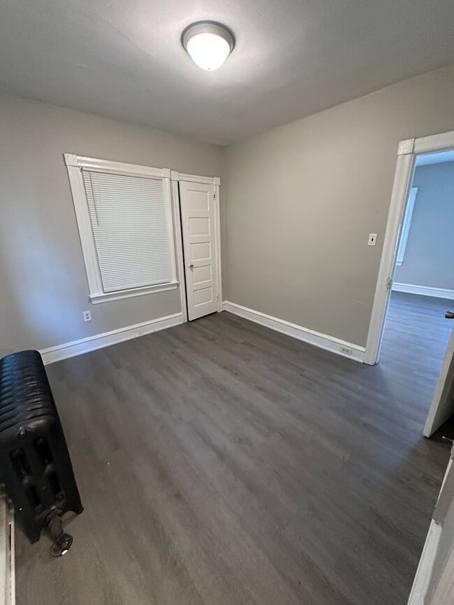 Building Photo - 3 Bed, 2 bath single in Upper Darby