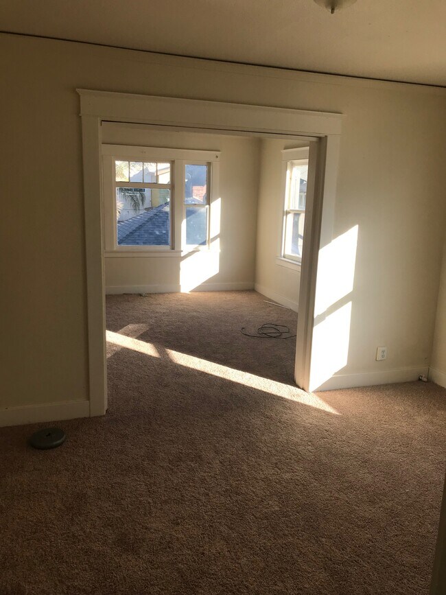 Building Photo - 507 N Virginia Ct