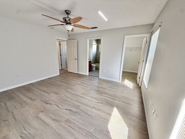 Building Photo - 2429 Ruddenstone Way