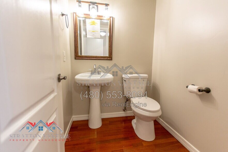 Building Photo - 3440 N 38th St