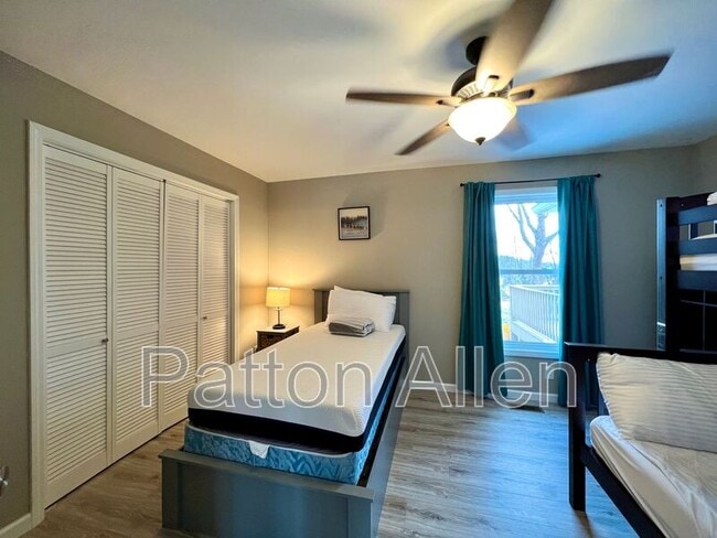 Building Photo - 63 Ben Lippen Rd